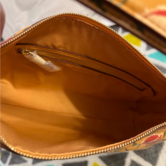 Vera Bradley Red and Tan Floral Shoulder Bag - Picture 4 of 6